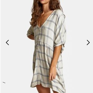 NWT RVCA Women’s Mysterious Dress Small